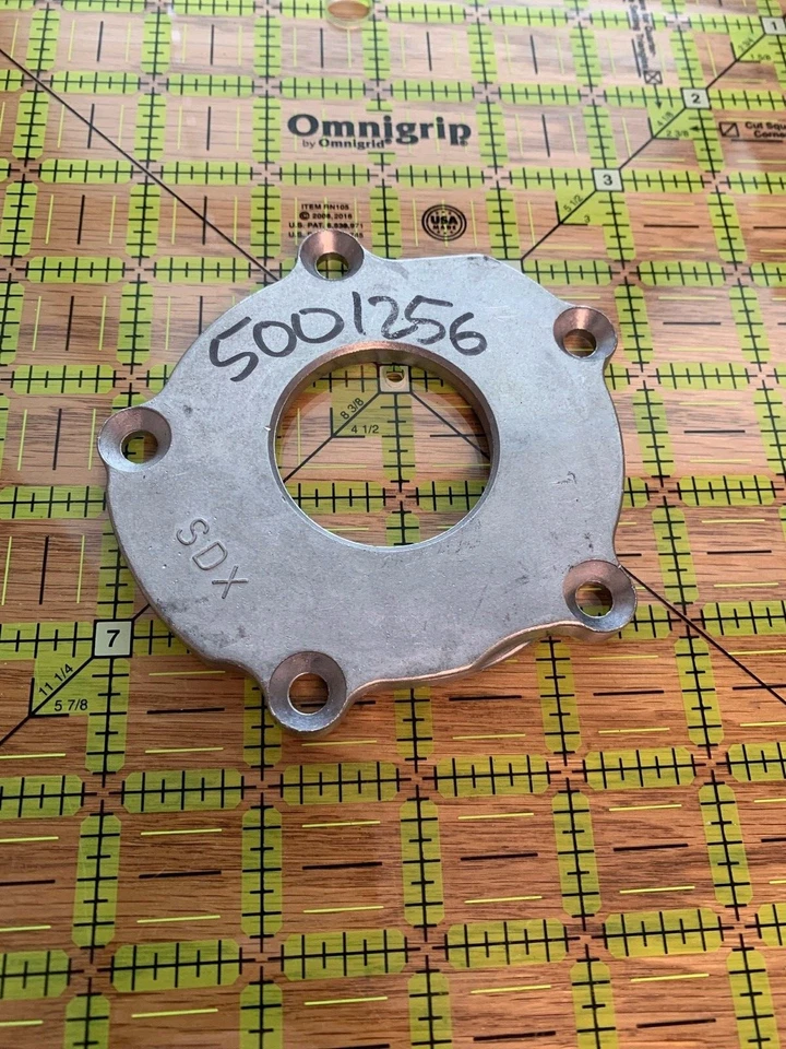 Carcasa de bomba de aceite Jacobsen Turfcat 5001256 filtro de rotor 557858 Kubota D905 D1105 Foto 1 de 2