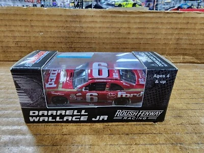 Action Bubba Wallace #6 Ford-Darlington 2016 escala 1:64 diecast stock car Foto 1 de 3