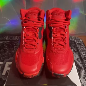 PUMA Unisex-Child Playmaker Pro Mid Sneaker - Size 5 Red - Picture 1 of 8