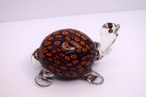 Figura de tortuga Millefiori de vidrio pisapapeles diseño de pluma de pavo real - Imagen 1 de 11