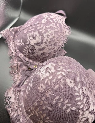 Sujetador para mujer 36C La Senza Beyond Sexy Deep Plunge red encaje sujetador acolchado grueso Foto 1 de 4