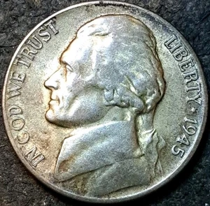1945 D Jefferson War Nickel 5C ~ 35% Silver ~ WWII Era US Coin - Picture 1 of 2