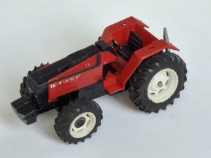 1/32 Britains tracteur Volvo BM Valmet 805 9616 9618 no SIKU Valtra - Picture 1 of 9