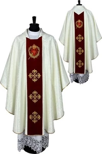 Sacred Heart ecru Chasuble Gothic style vestment, embroidered on velvet lined - Picture 1 of 6
