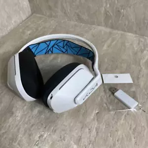 Auriculares inalámbricos para juegos Logitech G733 - Luces RGB, sonido estéreo - Imagen 1 de 5