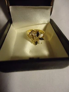 14K Electroplaca 3 Circonio Cúbico 2 Blanco 3 Piedras Negras Anillo Talla 6 - Imagen 1 de 4