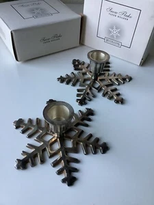 2er Set Restaurationsbeschläge Klassisch Schneeflocke Kerzenkegelhalter 5" Silber - Bild 1 von 7
