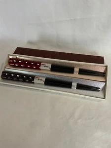 2 New Wakasa Chopsticks Set Dyed Carving Lacquerware In Gift Box - Picture 1 of 5