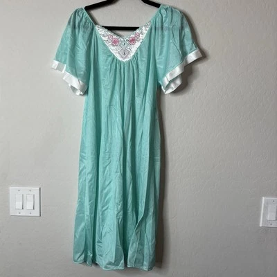 Camisón vintage Sears Carriage Court nailon bordado talla única para la mayoría de los Xs-L Foto 1 de 4