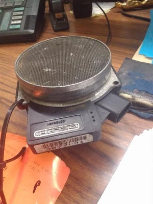 Medidor de flujo de aire estilo clásico para camioneta Sierra 1500 99-07 183548 Foto 1 de 4