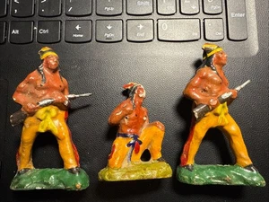 Konvolut 3 Vintage Lineol Elastolin? Historische Südwestindianer Figuren JAPAN - Bild 1 von 12