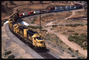Original Rail Slide - ATSF Santa Fe 5124+ Caliente CA 8-11-1990 - Picture 1 of 1