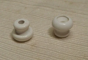 2 New OS 1960’s 70’s Genuine Gibson White Guitar Strap Buttons for J45 J 50 - Picture 1 of 2