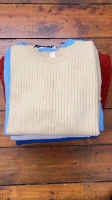 VINTAGE WHOLESALE Women’s vintage Knit Jumper Knitwear Retro Bulk Job Lot - Image 1 of 4