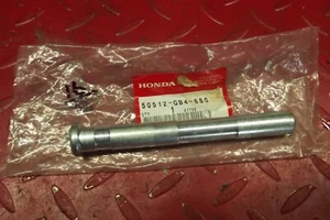 HONDA C70 C50 C90 CENTRE STAND PIVOT PIN 50512-GB4-680 NOS 16 - Picture 1 of 2