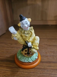  Vintage Clown Figurine - Picture 1 of 4
