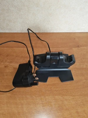 PowerA Charging Station for PlayStation 4 PS4 Controllers Untested - Image 1 of 4