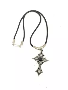 Collana girocollo con ciondolo croce stile steampunk alternativo gotico su perizoma cotone - Foto 1 di 10
