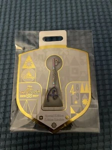 Disney Store It's a Small World 55th Opening Ceremony Key Pin New with Card Mint - Picture 1 of 3