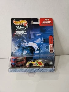 Hot Wheels Pit Crew 2000 #5 Terry Labonte Kellogg's Chevy Monte Carlo 1/64 Scale - Picture 1 of 3