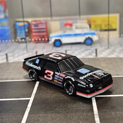 1993 RACING CHAMPIONS DALE EARNHARDT SR. MONTE CARLO 1:64 NASCAR STOCK CAR  - Image 1 of 4