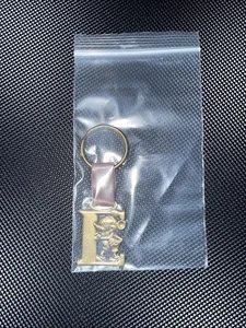 Authentischer Mickey Mouse von Disney "C" Buchstabe Zinn Schlüsselanhänger Schlüsselring Schlüsselring - Bild 1 von 1