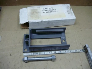 Hub City 3TWS200AC, 1005-30052, 6EDR9, Conveyor Take Up Frame, 3" Travel - Picture 1 of 12