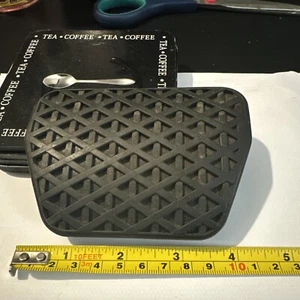 BMW NEW GENUINE 1 2 3 4 5 6 7 X1 X3 X4 X5 X6 RUBBER AUTOMATIC BRAKE PEDAL COVER - Picture 1 of 7