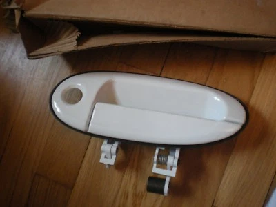 FORD TAURUS 1996 1997 MANIJA DE PUERTA EXTERIOR DELANTERA LH BLANCO NUEVO EN STOCK Foto 1 de 3