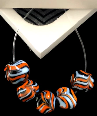 HEXAGON ORANGE GLASS BEADS-8 MM ONE HOLE BEADING FOR CRAFTS AND JEWELLERY MAKING - Image 1 of 3