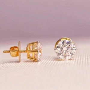 Pendientes de boda de moissanita redondos de 2,30 CTW enchapados en oro multicolor de 14 k - Imagen 1 de 11