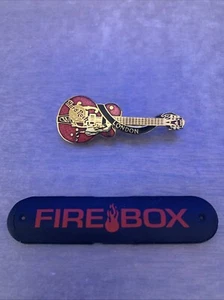 Hard Rock Cafe Guitar Pin - London, England - Les Paul Brooch Style Clasp - Picture 1 of 3