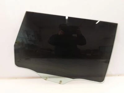 Mitsubishi Space Star 1.8 GDI 90kw 2000 Rear Right Door Window Glass - Image 1 of 4