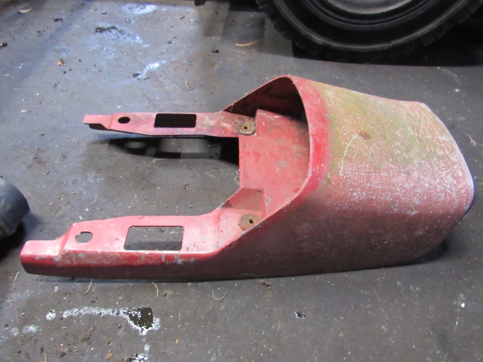 Kawasaki KZ750 B 1979 doble pieza trasera cubierta carenado Foto 1 de 1