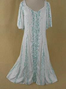 BNWT New Crew Clothing Co Dress Floral Size 14 Midi Calf Length Cotton Lining - Picture 1 of 18