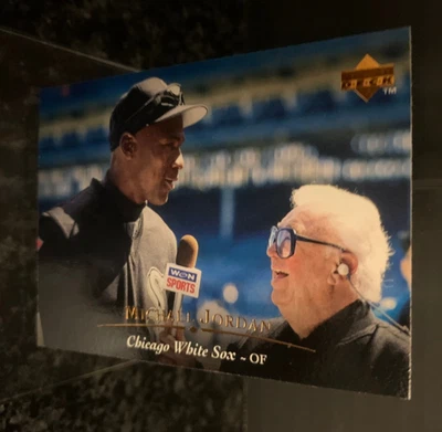 1995 Upper Deck No200 МАЙКЛ ДЖОРДАН (С ГАРРИ КЕРИ) - Изображение 1 из 2