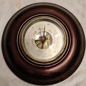 Vintage Aneroid gepresstes Metall kreisförmiges Barometer 15,3 cm Durchmesser 4 cm Tiefe - Bild 1 von 8