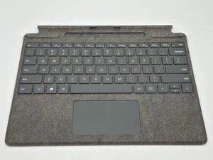 Microsoft Surface Pro Signature Keyboard for Pro X, Pro 8 and Pro 9 - Platinum - Picture 1 of 3
