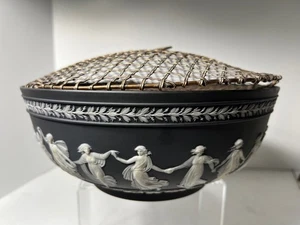RARE EARLY 19TH C. JASPERWARE BASALT DANCING HOURS BOWL W/INSERT - UNIQUE FIND - Picture 1 of 18