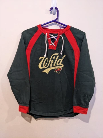 Minnesota Wild Women's Sweater Long Sleeve Shirt Small Sweater NHL Hockey Cover