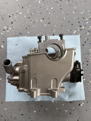 Honda Crf250r 2006 06 Cylinder Head For Parts Water Corroded - Image 1 of 4