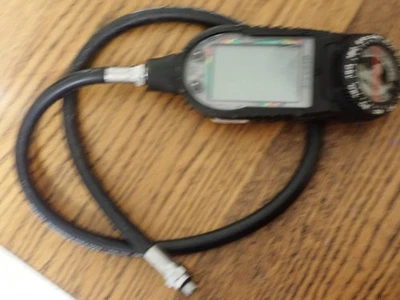 Computadora de buceo y brújula Oceanic ProPlus 2 probados, manguera nueva, batería nueva Foto 1 de 4