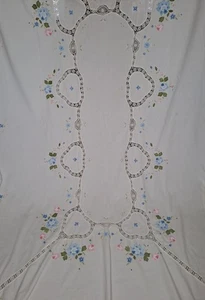 Sehr große Vintage Cutwork bestickte Leinen Tischdecke 60 x 96 cm - Bild 1 von 15