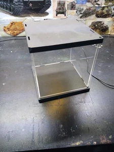 Beleuchtete Vitrine 6"x6"x7"H #C - Bild 1 von 6