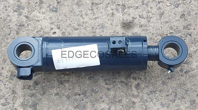 Kubota KX41 Excavator Blade Cylinder Assembly - *6972875100* - Image 1 of 4