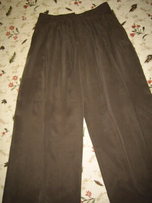 Pantalones Palazzo marrón/taupe. Plisado con bolsillos. 8 Usado en excelente estado Foto 1 de 4