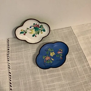 Vintage Set Of Two Chinese Decorative Metal Plates Rare Collectible 3.9”  - Picture 1 of 7