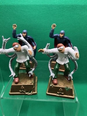 Marvel Heroes Chess Set Pieces 4 Magneto Doc Ock Replacement Pieces-2003 - Image 1 of 4