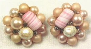 Pink Earrings Art Glass Beads Imitation Pearls Clip On Vintage Retro 1950s - Picture 1 of 3