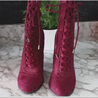 BOTINES ULTRAHIGTOS CARLOS SANTAN CON CORDONES Talla 7.5M Foto 1 de 4